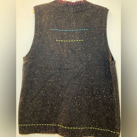 Coldwater Creek vest with front zipper. Size XL. Black, with accents o… - Picture 2 of 6